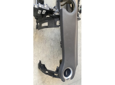 108065903-42207fb7-81b2-42fa-994c-dbc0412f3186-Piece-Planche-de-bord-complete-682000006R-RENAULT-KOLEOS-1-PHASE-1-19a7d4eb9dda2a4d537928bec4d6afd55bd7bc49f775ca26cfbbc3429c748afd_m.jpg