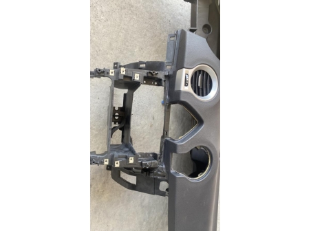 108065903-890c2daa-b28b-4b57-aa19-7d3da231d968-Piece-Planche-de-bord-complete-682000006R-RENAULT-KOLEOS-1-PHASE-1-33c0c89fda9721c4920bdd93315455e80134b59f86f5c22c04c91f62ec91ba37_m.jpg