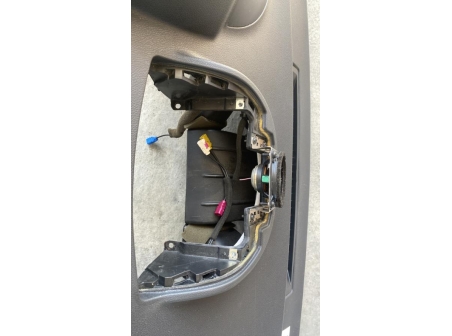 108065903-1e03c303-bb63-47e5-8b51-46a030e2fb58-Piece-Planche-de-bord-complete-682000006R-RENAULT-KOLEOS-1-PHASE-1-2d1f98628f89db65cd79a57e90da4f64a2d68d7bea1404e52f6c60be47639c3a_m.jpg