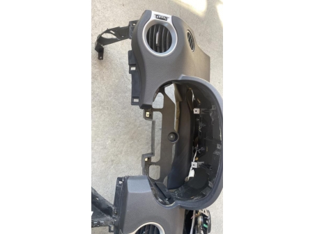 108065903-47788cc2-76ab-4087-9331-c29fd3acf5f6-Piece-Planche-de-bord-complete-682000006R-RENAULT-KOLEOS-1-PHASE-1-2d0033298c413316e216dfcdd79e1780d1b8cdec9e9a1c9a72b9a9fbe50e68ae_m.jpg