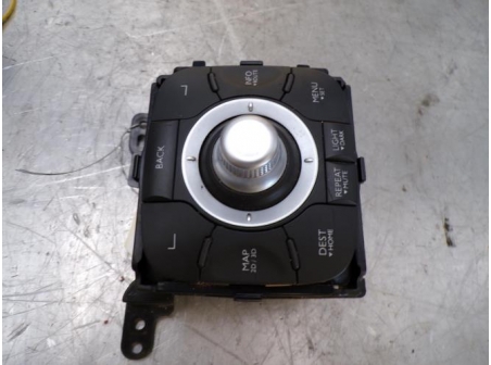 108066118-10294fae-defe-427a-aecf-6afcf2d4e976-Piece-108066118-Commande-GPS-RENAULT-KOLEOS-1-PHASE-1-20-DCI-16V-TURBO-4X4-16b51ab0ca84251d3c7bff827019d60f5b869e4875e3fdd96963bc2371f60c08_m.JPG