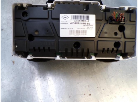 108012213-67d2f74b-3700-4f78-873a-65ae314c4726-Piece-108012213-Compteur-248105610R-RENAULT-CLIO-4-PHASE-2-15-DCI-8V-TURBO-3bfe50ae7dc90c7b2ef797c599fe4b06a5c4a9da1763a0c485438c33b98bd6b5_m.JPG
