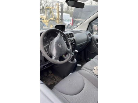 Vehicule-CITROEN-JUMPY-2-2015-3c9e1c957c86e69616e6c5889560f7da44a1b2e3eb4b3f7bb73be696b09d52bf_mtn.jpg