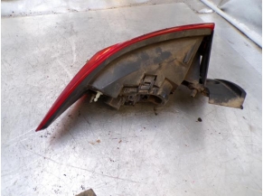 108011699-b06634ed-43ad-49c2-988b-a6d9930d1959-Piece-108011699-Feu-arriere-principal-droit-265509846R-RENAULT-CLIO-4-PHASE-2-15-DCI-8V-TURBO-7412784da71a88e16089c4ce6069d466f9b40b265c3efc922b6a7f5827a36acf_m.JPG 2