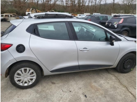 Vehicule-RENAULT-CLIO%204%20PHASE%202-2017-d5065ec388fa5357871bdd211fff6e80f278e0731545bc8969277765db4a1331_m.jpg