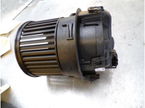 108336952-2ea60acf-8a9a-49b1-9891-97972af4e5b1-Piece-Ventilateur-chauffage-CITROEN-ec1039e2bd87445ae0d09dc062319efb1f74dc77907eba6cbbdc0d81eb1bc11a_m.JPG 2
