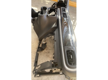 108060908-8c1bfd56-113a-4545-a20d-0a2764375830-Piece-Planche-de-bord-complete-16192285ZD-CITROEN-C3-3-PHASE-2-f805859df366e64af00f593d7bae6ca0a95da6dab4009047f27786d4987a373f_m.jpg