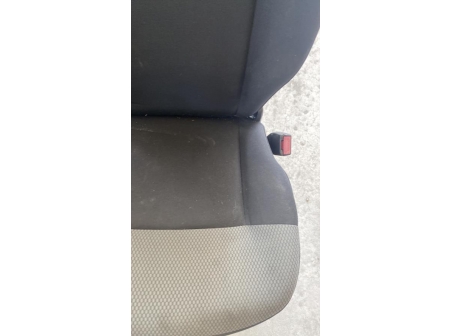 108154243-eb4f3535-615c-4819-b0ea-fa9830b6d2b0-Piece-Siege-avant-droit-RENAULT-KANGOO-2-PHASE-2-d22d81cb02c591764d05af75c4e8b10a323bad1593f4088257840962b8001d58_m.jpg