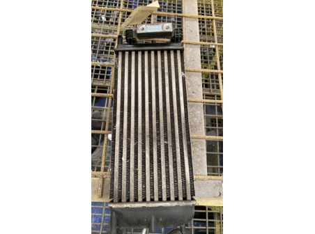 108353459-6d7324c3-2fa0-4d6a-a8b3-fee5644b8de6-Piece-Echangeur-air-Intercooler-RENAULT-CLIO-4-PHASE-1-888a18310354dee4dfd12f3d9714a2b93c8c5e4a62c02b4d5de4939ca4fabce0_m.jpg