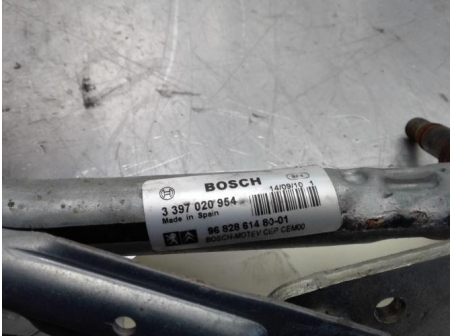 108308512-38d9317a-95f3-4bde-bc70-77f08b6ffab9-Piece-108308512-Moteur-essuie-glace-avant-00006405LK-CITROEN-BERLINGO-2-PHASE-1-16-HDI-16V-TURBO-d5707c06ea3a00e54dc950ad1f5840dc02f02299d8a74d8eed7d7f72a18dd89c_m.jpg