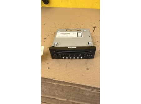 108308501-d5a4ab56-73c0-41f9-89ab-97068b788d90-Piece-Autoradio-1614201480-CITROEN-BERLINGO-2-PHASE-1-d1abde8dbfa02f2b14c9a08f51afbc5c46b23d4a93731da0c4f31b53d09ea003_m.jpg
