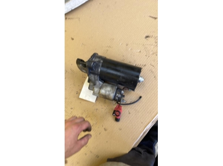 107403560-f973fe00-933b-4833-b586-c08684bba151-Piece-Demarreur-BMW-SERIE-3-E90-PHASE-1-7c4359357474d587b77dade331af9e435c4d84dc638ef41c38782364cc0761a6_m.jpg
