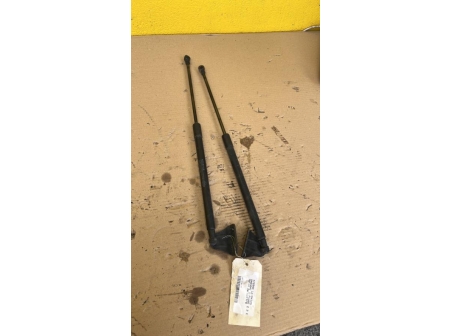 107921135-a311120a-96fc-4573-ab42-be52743b7998-Piece-Verin-de-coffre-90450EY11A-NISSAN-QASHQAI-1-PHASE-2-5dd7756cdc537b25f14549b5fbac6ad2049ce8a161324501c181f440f3d08973_m.jpg