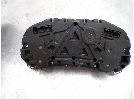 108370629-1046db62-42ef-4143-a871-cef448dc5afc-Piece-108370629-Compteur-KIA-RIO-4-PHASE-1-12i-16V-858caa599bdc41d101a9cd9dbd116e174e588a1f49759ab111a77bc2d60866a7_m.JPG