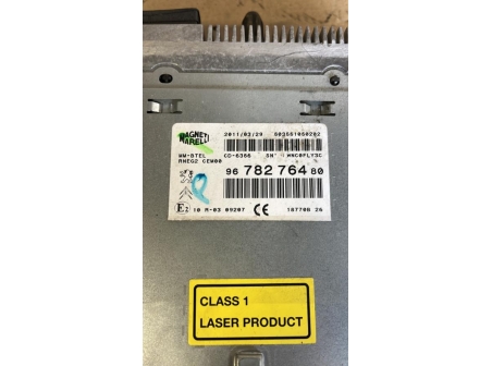 108309788-e78e702d-3982-4017-a3fc-3ebc6cce9831-Piece-Autoradio-660420-PEUGEOT-6b039f26ec79954160d6f9416306d655fdd6792020659d519f6e86a13a379a2b_m.jpg