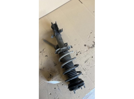 108312490-2047f5d9-ff2b-46d7-b72b-86fefe0c16df-Piece-Amortisseur-avant-gauche-FORD-FIESTA-7-PHASE-1-441184c59437a9fdd18b903269b8103deef782efe84be462df38c440d8427574_m.jpg
