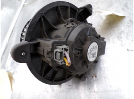 108312507-5051e782-94fd-41f9-83a5-eda1b813e53b-Piece-108312507-Ventilateur-chauffage-FORD-FIESTA-7-PHASE-1-15-TDCI-8V-TURBO-f9c2fbc1632bdadf463968f834cbca1b63098e8e77989175e7bfa0855de31dc5_m.JPG