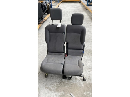 108068290-7afb316a-6925-42db-914a-beb4a276ee01-Piece-Siege-avant-droit-banquette-double-PEUGEOT-PARTNER-2-PHASE-2-6e104a9f67653b09e0adf380a7569e5babadad146cb805485af5f0d8ab1ae9c0_m.jpg