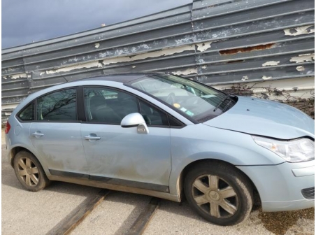 Vehicule-CITROEN-C4%201%20PHASE%201-2006-e9148cbd90f394e695127ae94d13f13c073e0df822820c5dcd2bc4e4bd5d7225_m.jpg
