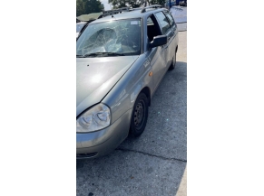 Vehicule-LADA-PRIORA%202171%20BREAK-2012-845c3938732bff67d3c78dc5a6bc163d1a5b4985eda45df37fc655639f09ddaa_m.jpg 2