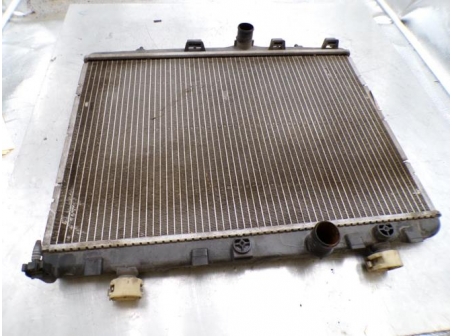 108061103-d7de8a7d-8309-4971-9b1b-919233b800b6-Piece-108061103-Radiateur-eau-00001330P9-CITROEN-C3-3-PHASE-2-15-BLUE-HDI-16V-TURBO-67cc2b3874d7c9bf9fb7826d000fce06deec649b56df15c5bccf3fea9c32fff6_m.JPG
