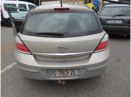 Vehicule-OPEL-ASTRA-H-1-7-2005-3f5ea0006394aa1137b209717367b76be7f51ad277f6cc6f33110127ee3978d6.JPG
