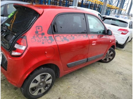 Vehicule-RENAULT-TWINGO%203%20PHASE%201-2017-e5b63d2032b2f41b43aa67ec23991388d6553371e5bef7968bbad04612e2b84c_m.jpg