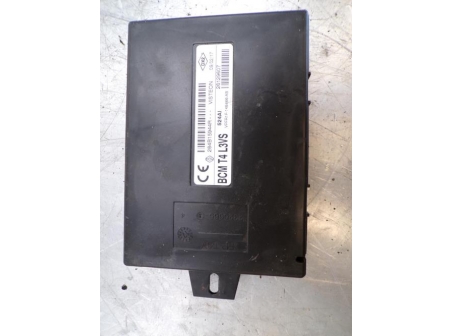 108454635-f404382d-f1cc-4946-b422-46439e7d5dba-Piece-Boitier-UCH-RENAULT-TWINGO-3-73f17488efad056a3b58dfeeda7db54115a5758edf78e6613e9f9eccbb3a148d_m.JPG