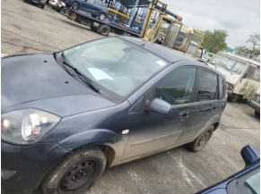 Vehicule-FORD-FIESTA%205%20PHASE%202-2008-6e1ba73ba8a79393e307d2f8cd2fa778a497aafa5209c5c3168484a3059ed6e5_m.jpg 2