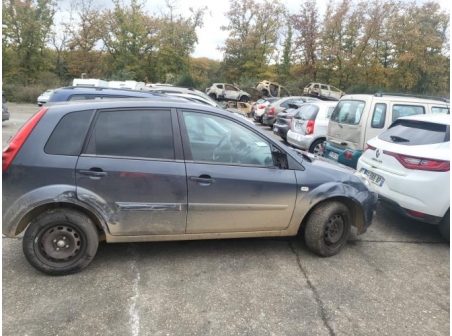 Vehicule-FORD-FIESTA%205%20PHASE%202-2008-fb7b82296cbea96ff789d8b5d63930b0e3866694286dc56fdcf7e5942286aaf1_m.jpg
