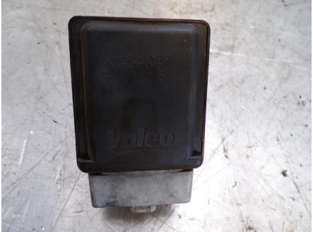 108468031-f8a47019-6117-41f1-a921-d9387a075330-Piece-Verrou-colonne-de-direction-RENAULT-cab7f0f3818623dc1f9ed8609526c6666bff430191cc3f4c7ab13b9ab449fb23_m.JPG