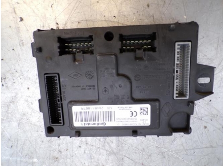 108468123-356e8ee6-7e12-4737-8a32-b03da4cd2a00-Piece-Boitier-UCH-RENAULT-172a30cd4d7583b78b351ed8407d20b8b6860f3d2ec5d8f9aaececf86cdd574a_m.JPG