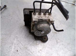 108458982-db67e60d-9fe3-4b94-9624-18eb163b7f18-Piece-Bloc-ABS-VOLKSWAGEN-GOLF-7-ab455613b5502275930a6681644e2d84d398a404983bb7dc534b6934403a57e1_m.JPG 2