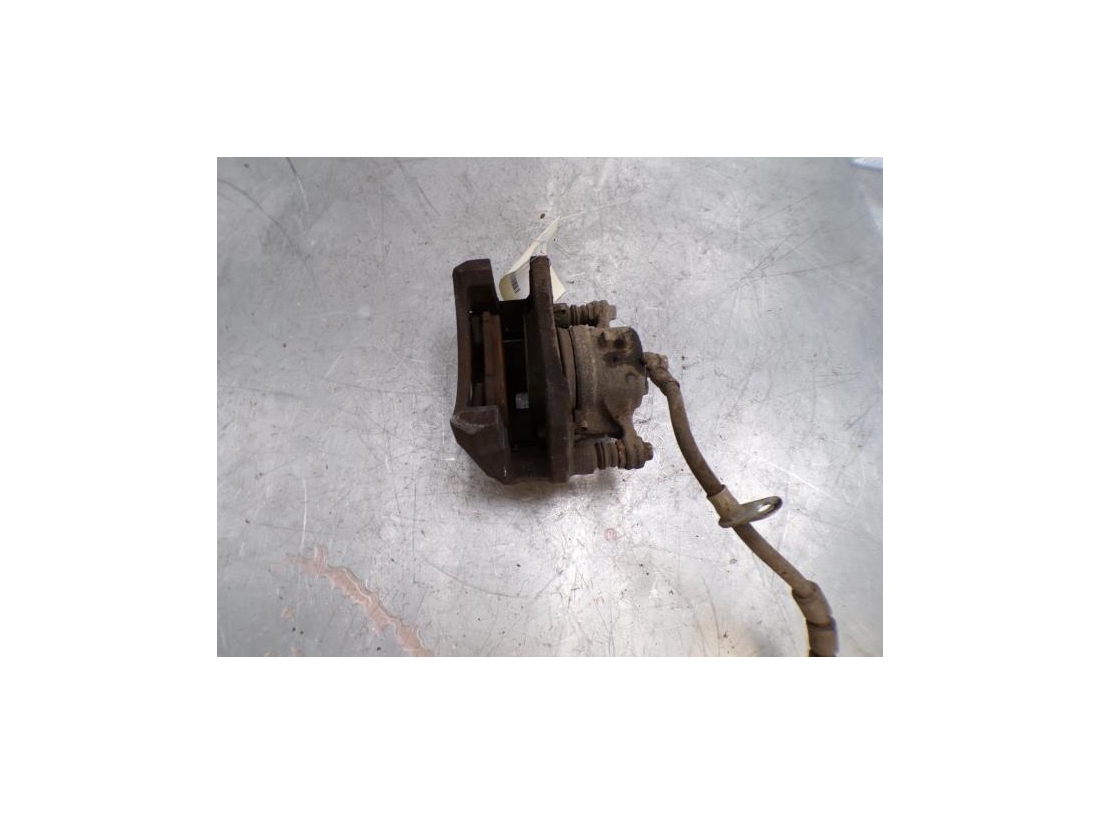 108401973-5a5a42a0-d7b9-4060-a4be-3638ef9f828b-Piece-108401973-Etrier-avant-droit-1766808-FORD-FIESTA-6-Essence-f3fc48d453e3a4cd07246282a80d2f19fcfcc09e91b4cfe2047e5808f93f6760_m.JPG 108401973-5a5a42a0-d7b9-4060-a4be-3638ef9f828b-Piece-108401973-Etrier-avant-droit-1766808-FORD-FIESTA-6-Essence-f3fc48d453e3a4cd07246282a80d2f19fcfcc09e91b4cfe2047e5808f93f6760_m.JPG