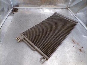 108530748-5a36fba3-051c-49ef-a155-c543bfbdad5c-Piece-Radiateur-clim-OPEL-f384a19d99e635a193fecd989b52835c96f8d13e28bfd9916ddb67d3b3a60f7f_m.JPG