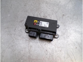 108452580-8e903d21-a136-4b5b-a21d-a46fc7347b42-Piece-108452580-Boitier-air-bag-13534757-OPEL-CORSA-E-14i-16V-3e1ab5e26ca9d0f01c5ae7960809df0bdb3527bdbe33ae9a1f464eb557487f10_m.JPG