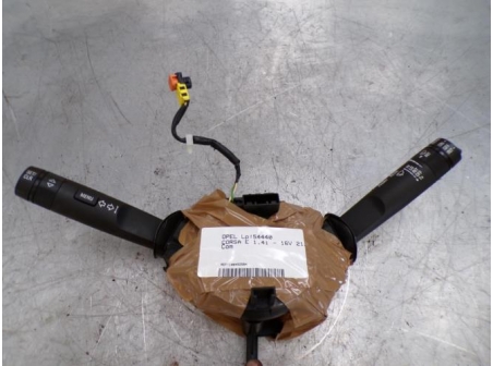 108452584-c1861475-34ff-4ae3-96a7-a0e86d935a1c-Piece-108452584-Com-OPEL-CORSA-E-14i-16V-5ed043d22173360edf3b67f8f8a3c4c2a04a10107760383df1257769083a3076_m.JPG