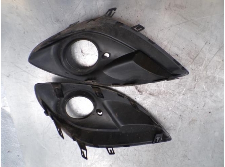 108763058-d4df1326-1914-4132-8f04-33b1e8e1a06d-Piece-Enjoliveur-anti-brouillard-OPEL-0ea8dc36a95f2eec7f9f0b2c563e3e9def69db0d6a18f0b2d5962e4b45aa346d_m.JPG