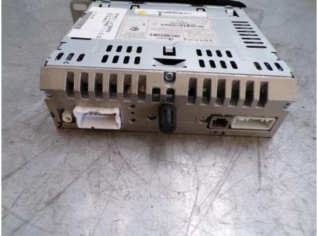 108318308-0af274e8-f734-462a-966b-841b8a987a65-Piece-108318308-Autoradio-280210769R-RENAULT-CLIO-4-PHASE-1-15-DCI-8V-TURBO-18e46875aab48705384cf00e9b4301f36a8bc2dd22dc600b29e908807e74e059_m.JPG