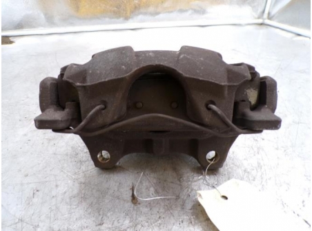108318456-7bab7b80-51dd-4cd2-839c-e007fe9aff5e-Piece-108318456-Etrier-avant-gauche-410118579R-RENAULT-CLIO-4-PHASE-1-15-DCI-8V-TURBO-cbe348ebd24e3cba24f1b127249ed057552ef0c59174857758d268ad78e0c942_m.JPG