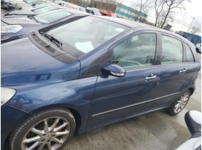 Vehicule-MERCEDES-CLASSE%20B%20245%20PHASE%201-2005-b739b3faeaa8c7cf05ad3c636e224cedb105f89afa516636677d337ff40370c8_m.jpg 2