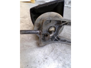 108841666-b528380a-2c15-445c-a830-fd1afa8c5af5-Piece-Levier-de-vitesses-BMW-ae63c95e0c17db1d43a00b4a6062abed2c67caeb1da13552efd2f79507737c06_m.JPG 2