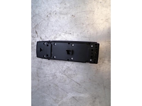 108947189-a20f016e-4a21-4931-bacd-e77c2167e457-Piece-Interrupteur-de-leve-vitre-avant-gauche-MERCEDES-caf089bc00e901e8082aa361f49bb8d4626b78aeba9a1372b7cbd2d95157b641_m.JPG 2