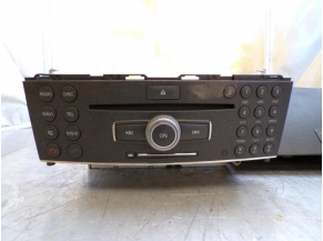 108947321-a29ee644-aa59-4320-990a-6f7235ed6aa6-Piece-Autoradio-dorigine-MERCEDES-0c3b5735ebcd77169f5733c96786a2ee74f1dcfa746e2e1f59ef8cd1f5945065_m.JPG 2
