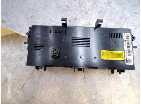 108458738-1f829812-537e-4d2c-be52-c8e8131ddabb-Piece-108458738-Commande-chauffage-CITROEN-DS3-PHASE-1-16-VTI-16V-551e2cc6ded4b9f92668c4ae059530fea6b7ef9a45eea4d6ee5d8a348d7c65ef_m.JPG