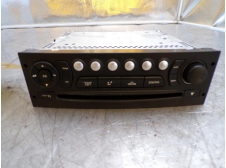 108458531-e133915a-d6ae-4229-a9c4-65120d9e3011-Piece-108458531-Autoradio-16077504XT-CITROEN-DS3-PHASE-1-16-VTI-16V-924ee934d8b76f681956e97705d2522077aecfa17f79aa1ef1b7bd327ef3783e_m.JPG