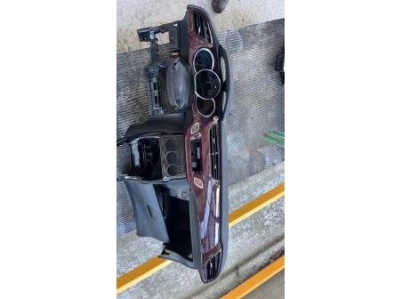 108458546-ad9bf620-4c06-42a5-9146-fc886da680b4-Piece-Planche-de-bord-complete-00008247F7-CITROEN-DS3-PHASE-1-3011a76e43a04bc29212e546faef5e7a912e0e984fe1207b72d407bf21bf4490_m.jpg