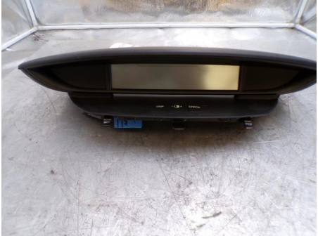108845410-037533af-9aa8-4f41-af33-af13276755ed-Piece-108845410-Compteur-00006103C1-CITROEN-C4-1-PHASE-2-16-HDI-16V-TURBO-36dc5e0197d2b59e7f5edf2fc3c8021d6d4f7872e149bc9086a40a2f55bb93c9_m.JPG