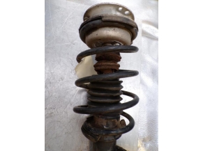 108827644-b28576c4-6f9d-45a8-ab9c-e5a8fa7b53e1-Piece-108827644-Amortisseur-avant-gauche-31316786021-BMW-SERIE-1-E81-118d-20D-16V-TURBO-884b9fea7474618ef4674cb53ff047b72d52d302043f54f423ecf58ed2709535_m.JPG 2