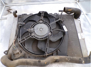 109077228-69ffc3f1-4f49-47e6-bff9-5a6711e8c4e9-Piece-109077228-Radiateur-eau-clim-RENAULT-CLIO-3-PHASE-2-BREAK-15-DCI-8V-TURBO-3ee8e68c7ddd0e0e76501e19b4c20ff9f0aa0dc46150ed4cf0445e4c03575149_m.JPG 2